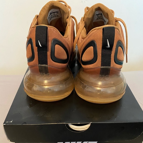 Nike Air Max 720 Desert Gold - Picture 3 of 5